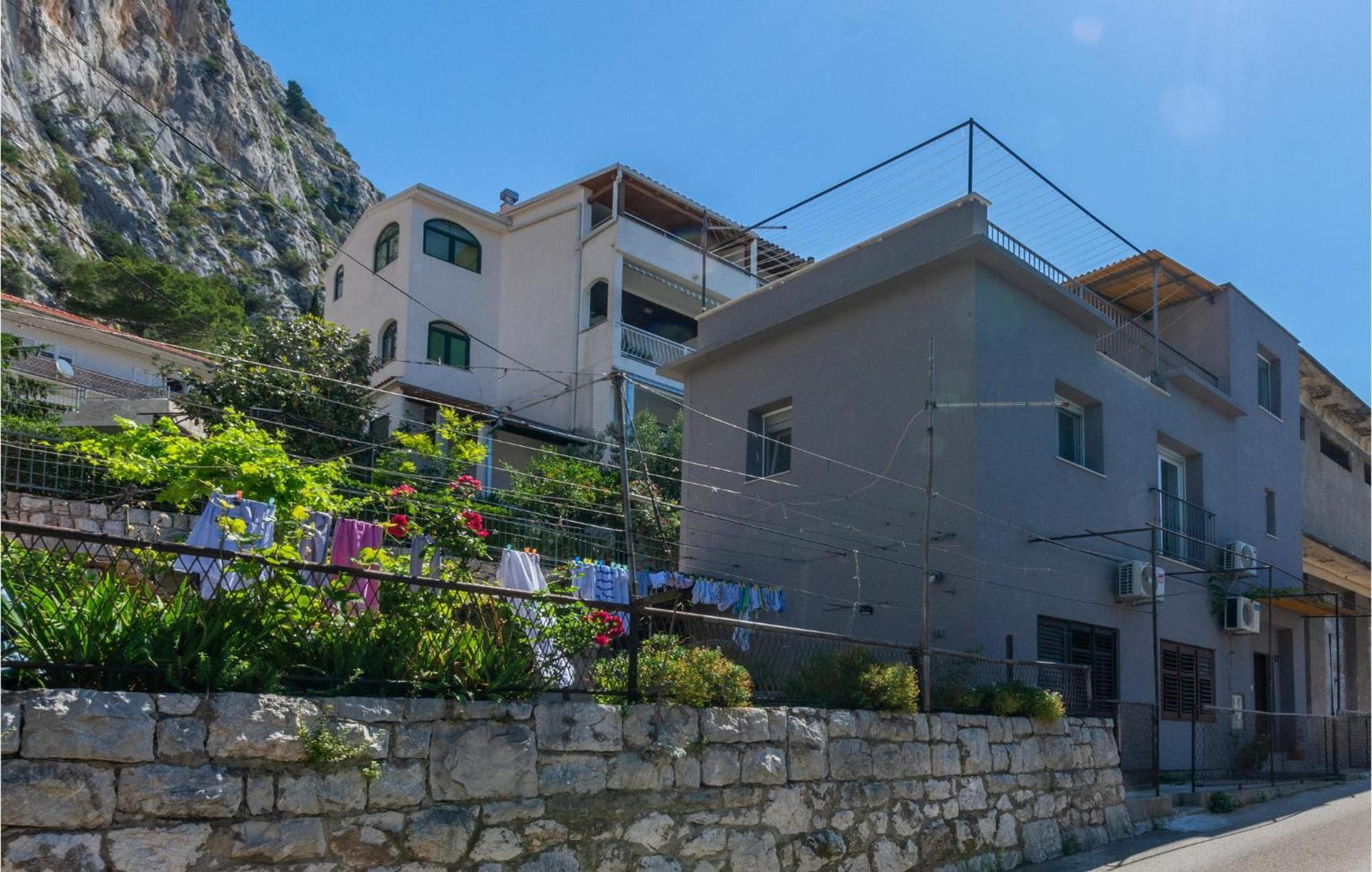 Gorgeous Apartment In Omis With Kitchen Luaran gambar