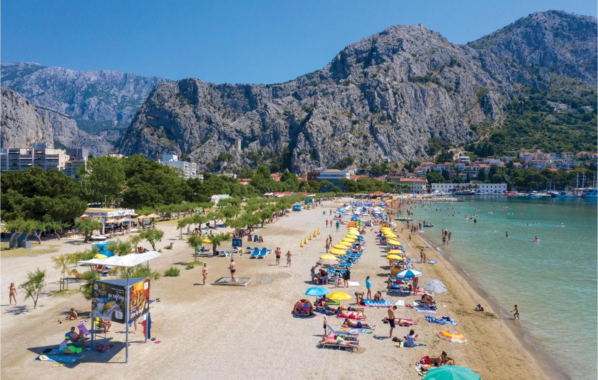 Gorgeous Apartment In Omis With Kitchen Luaran gambar
